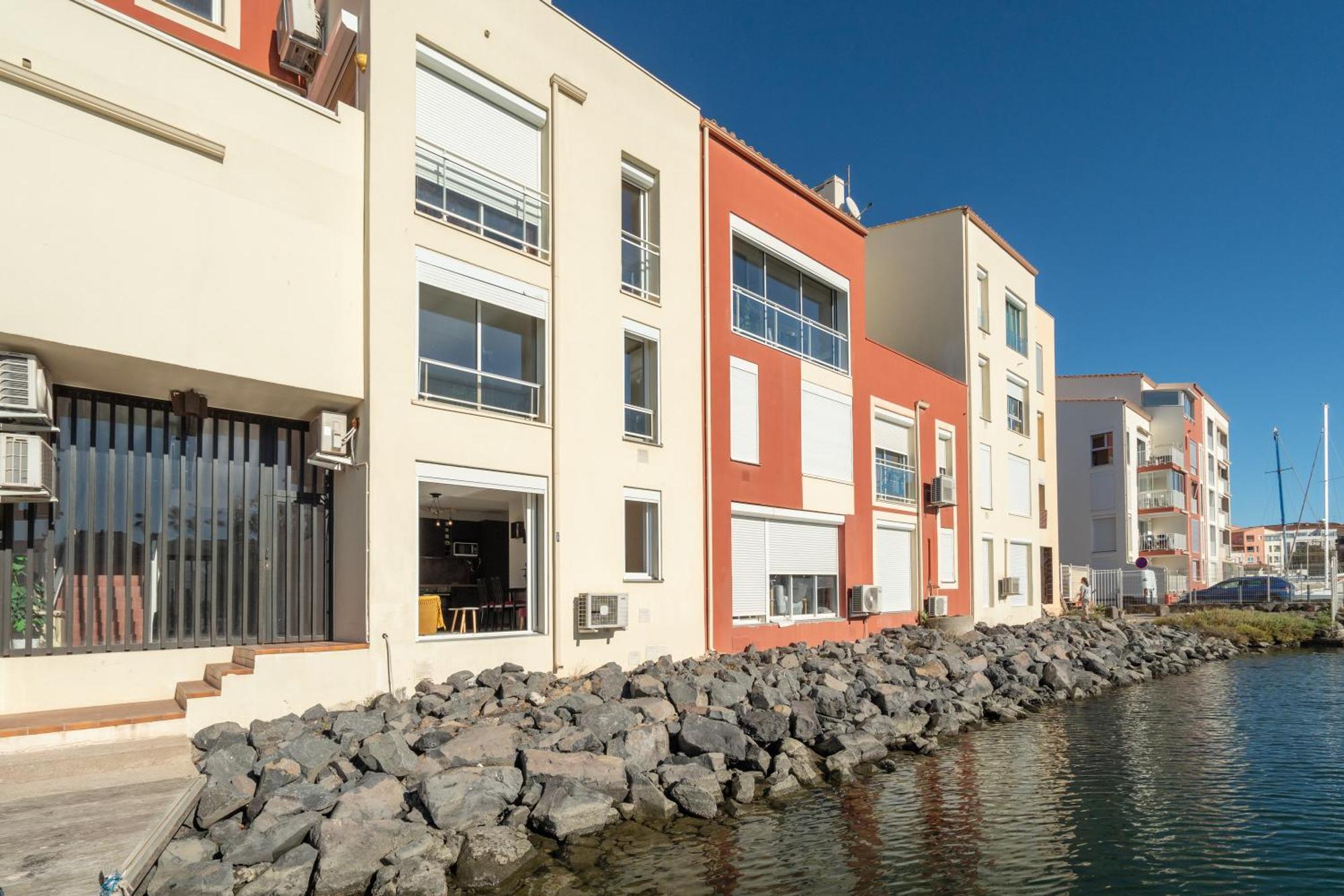 L'Echappee Marine - Classe 2 Etoiles Parking Prive Agde Ngoại thất bức ảnh